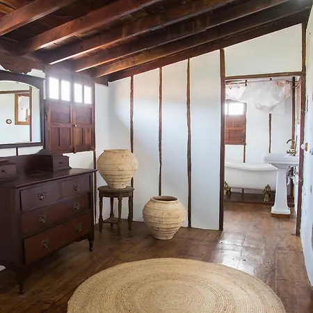 Agro-hotel Rugama * Tetir