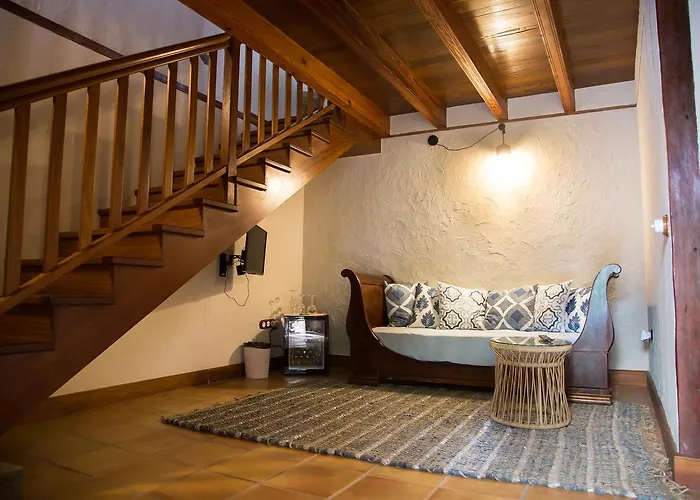 Agro-hotel Rugama Casa rural *