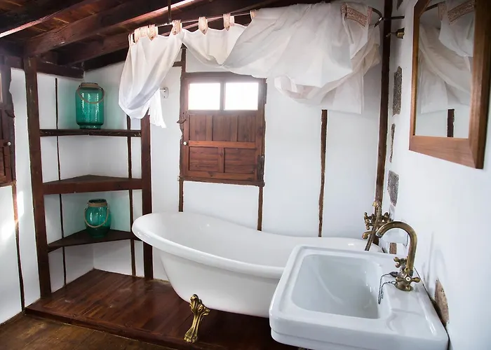 Agro-hotel Rugama Casa rural Tetir