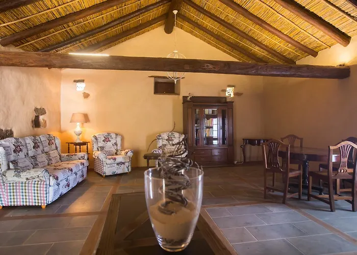 Agro-hotel Rugama Casa rural Tetir