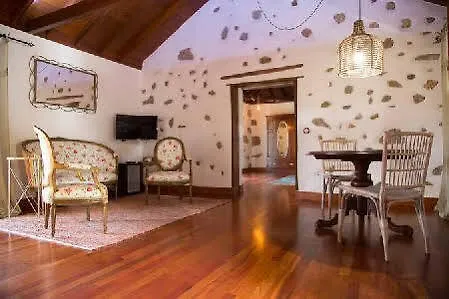 Agro-hotel Rugama * Tetir